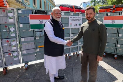 Narendra Modi and Volodymyr Zelenskyy